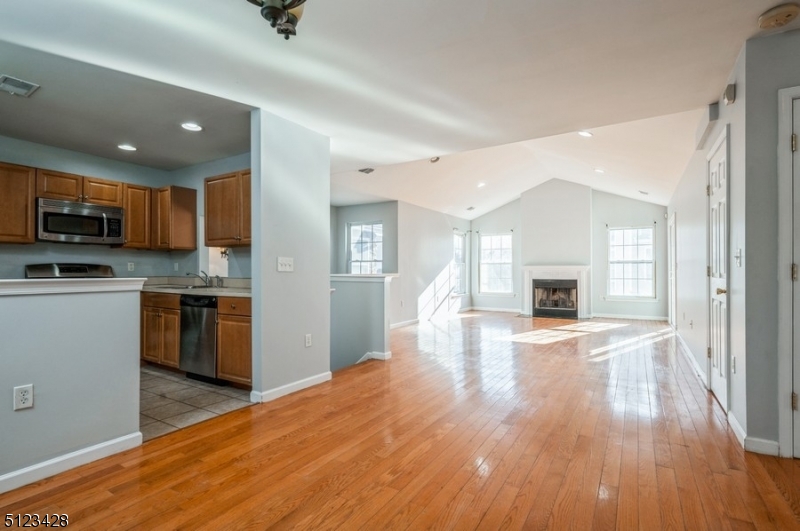Maple Woods - Residential