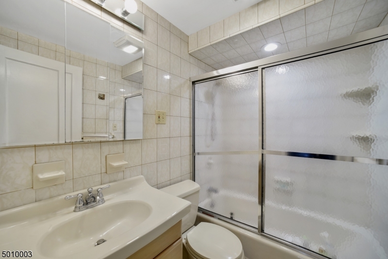 Demarest - Residential