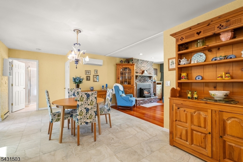 Barry Lakes - Residential