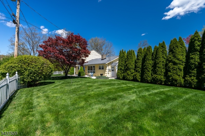 Barry Lakes - Residential