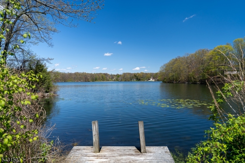 Barry Lakes - Residential