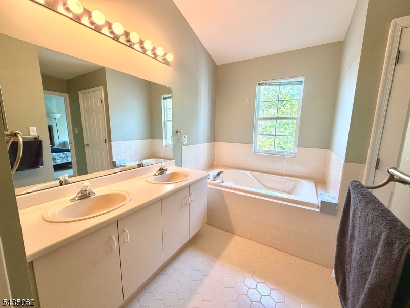 Stratton Meadows - Residential