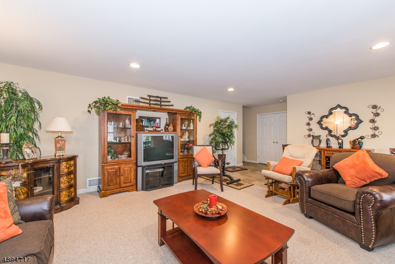 Lakeshore Village - Residential