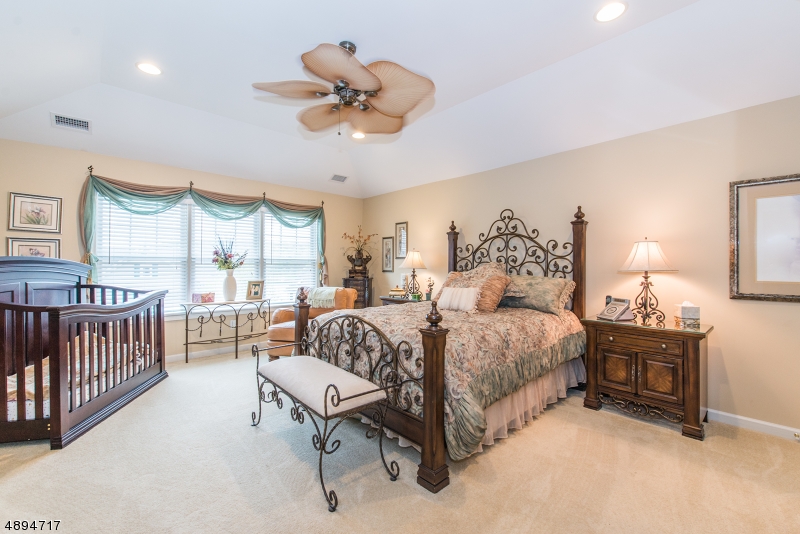 Lakeshore Village - Residential