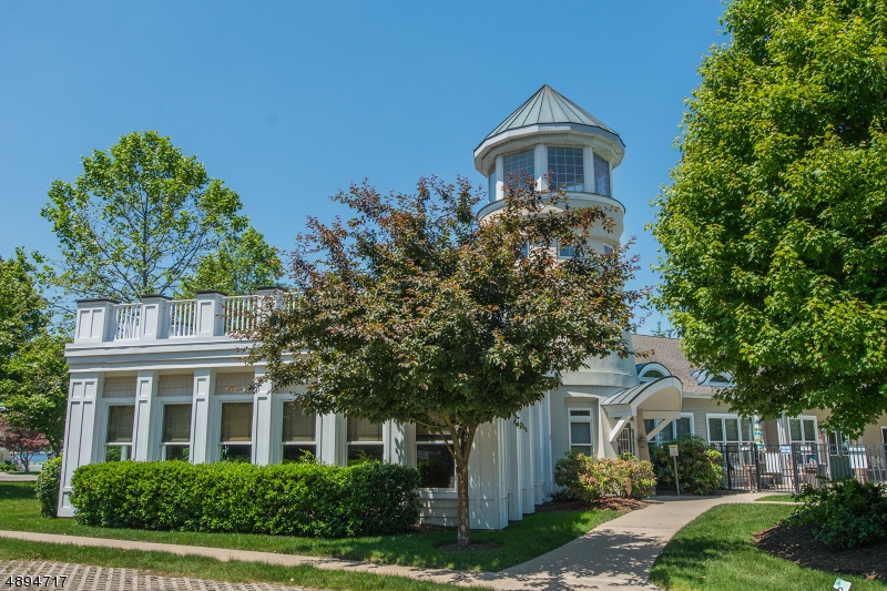 Lakeshore Village - Residential