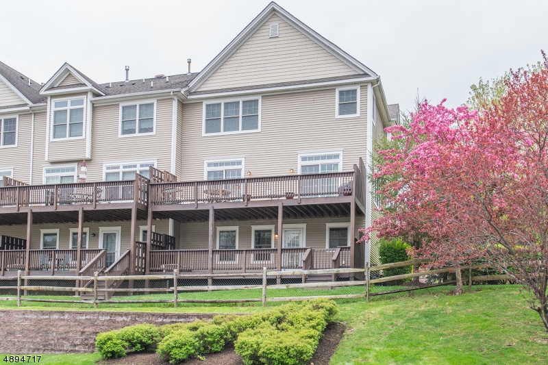 Lakeshore Village - Residential