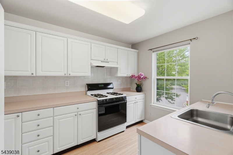 Hamilton Woods - Residential