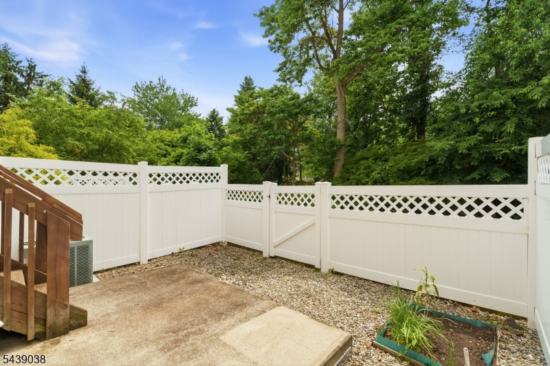 Hamilton Woods - Residential