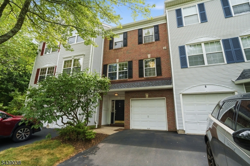 Hamilton Woods - Residential