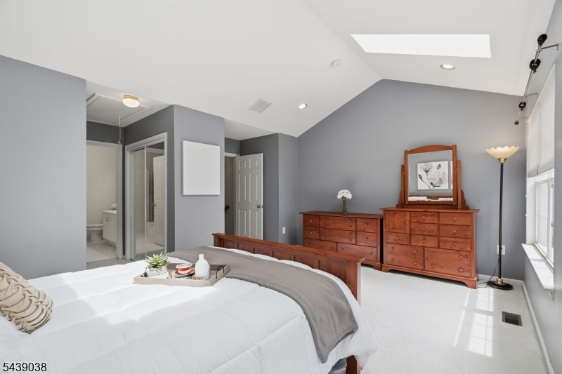 Hamilton Woods - Residential