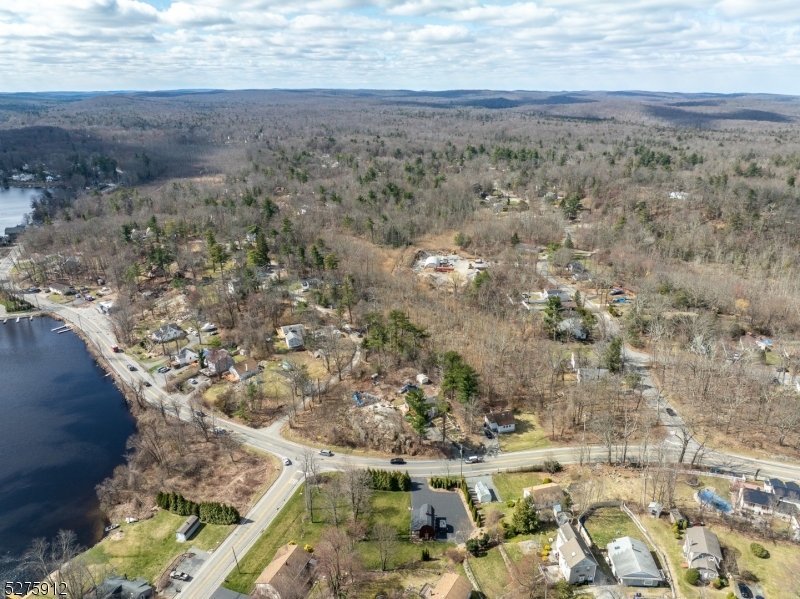Upper Greenwood Lake - Land