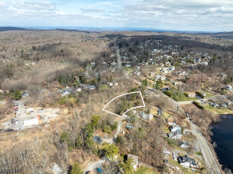 Upper Greenwood Lake - Land