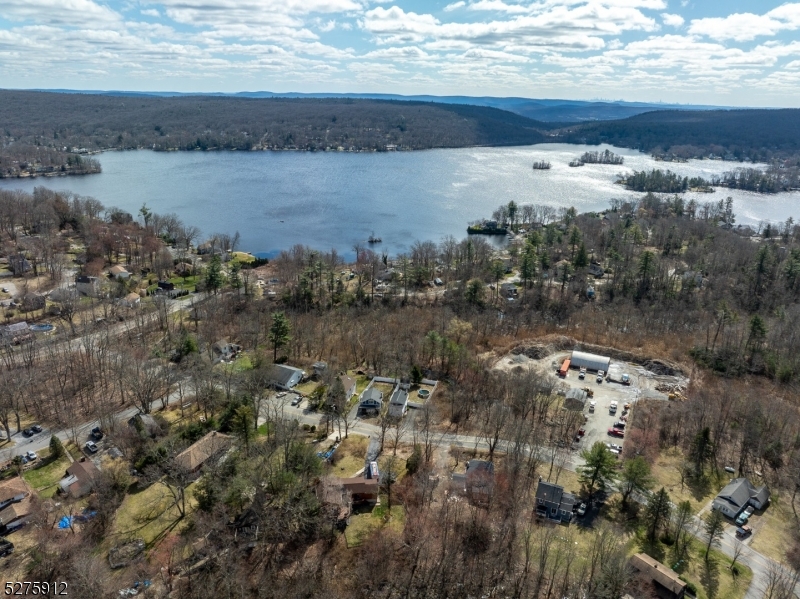 Upper Greenwood Lake - Land