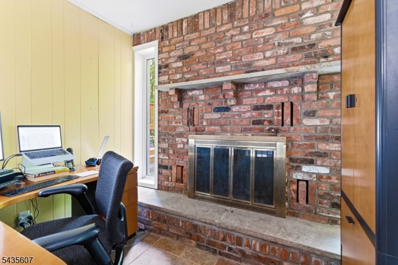 Cupsaw Lake - Residential