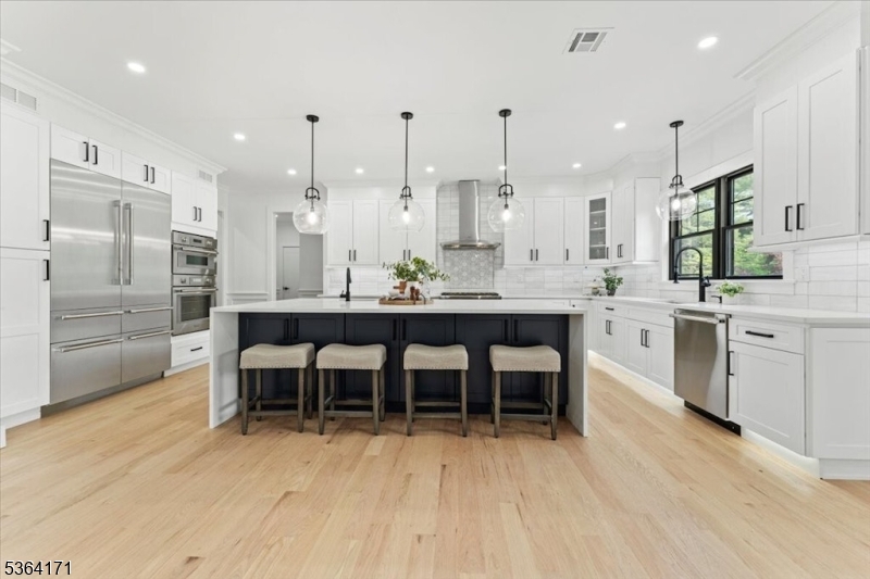SOUTH SIDE - Residential
