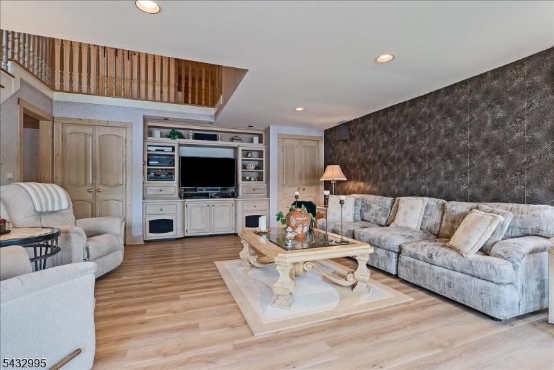 Lake Mohawk - Residential