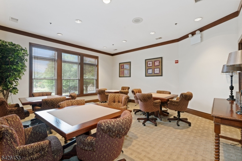 Four Seasons - Residential