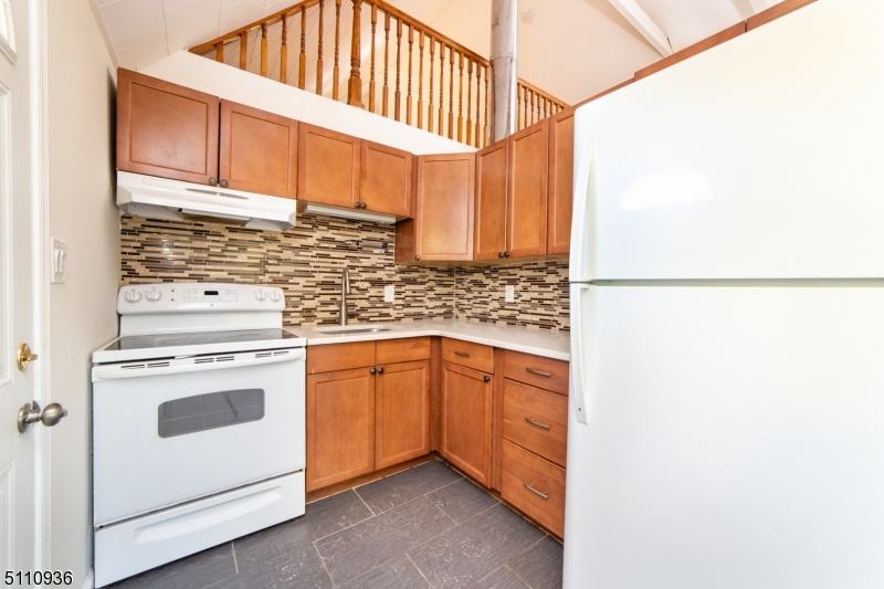 PLEASANT VALLEY LAKES - Residential