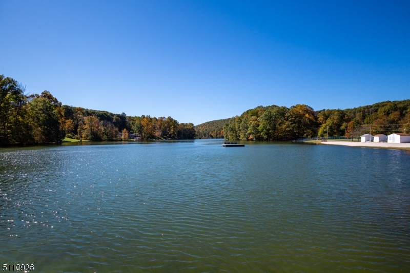 PLEASANT VALLEY LAKES - Residential