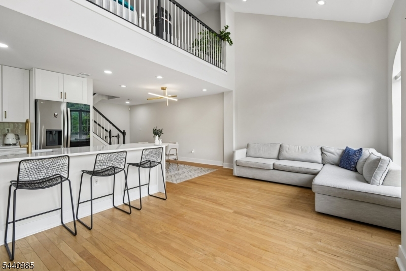Hickory Manor - Residential