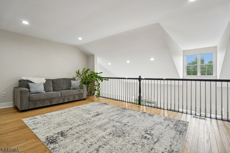 Hickory Manor - Residential