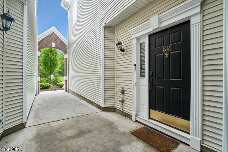 Hickory Manor - Residential