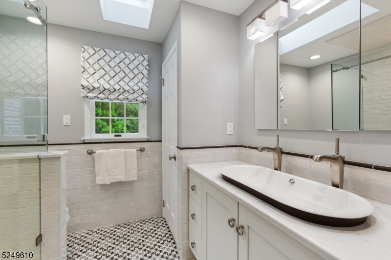 New Vernon - Residential