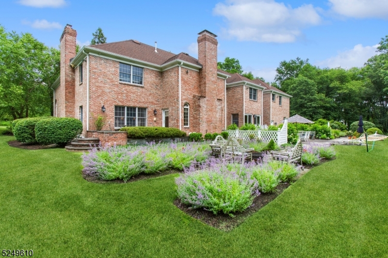 New Vernon - Residential