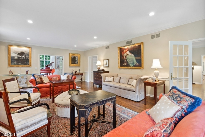 New Vernon - Residential