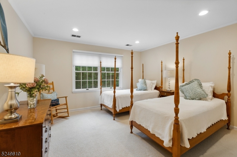 New Vernon - Residential