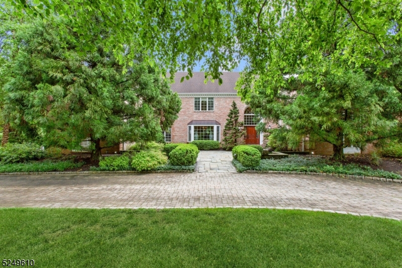 New Vernon - Residential