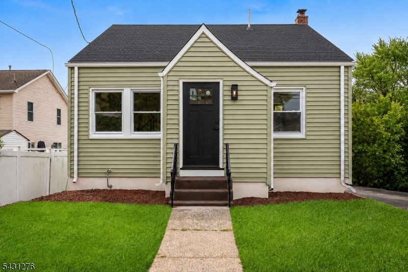 Beautifully renovated home featuring new floors, recessed lighting, new windows, new siding, and a bright, modern layout throughout. The home offers a brand-new kitchen, updated bathrooms, spacious walk-in closets, and a private primary suite with its own bathroom. Additional updates include a new driveway.