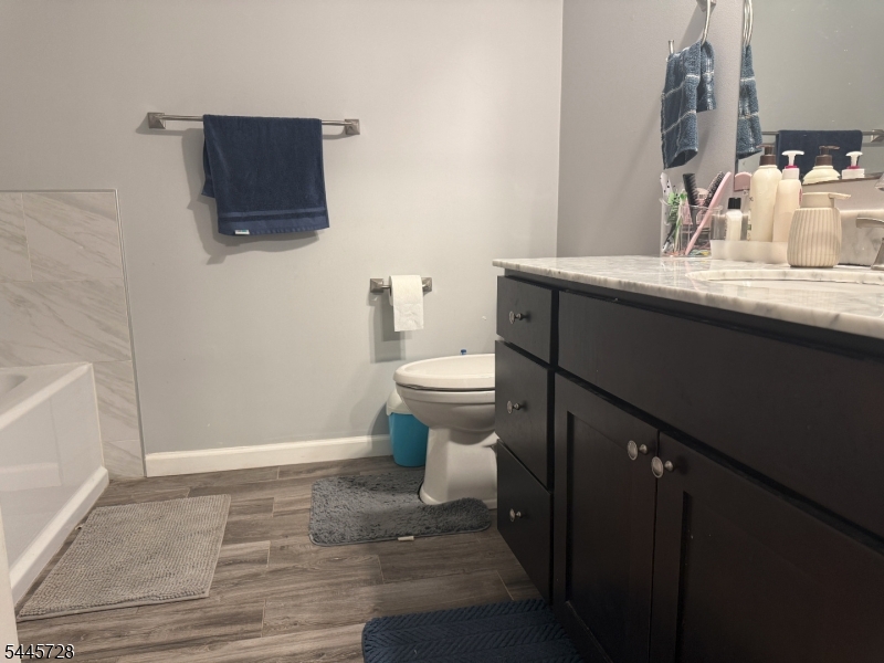 Stratton Meadows - Residential Lease