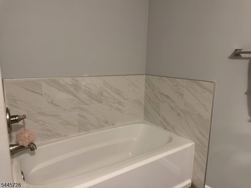 Stratton Meadows - Residential Lease
