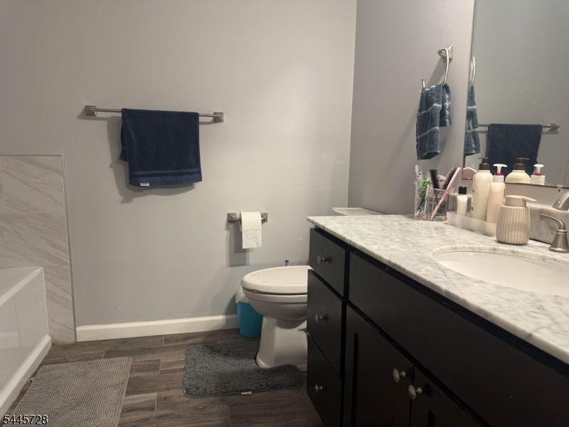 Stratton Meadows - Residential Lease