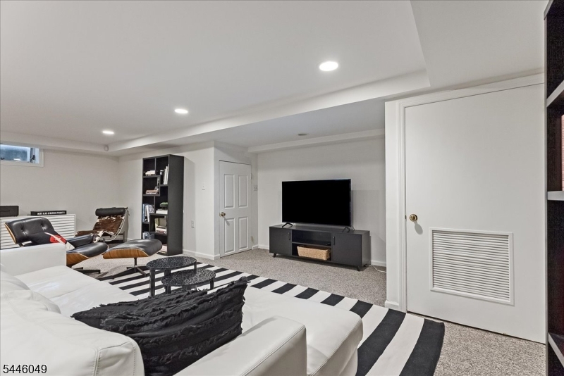 Fieldstone Upper Montclair - Residential