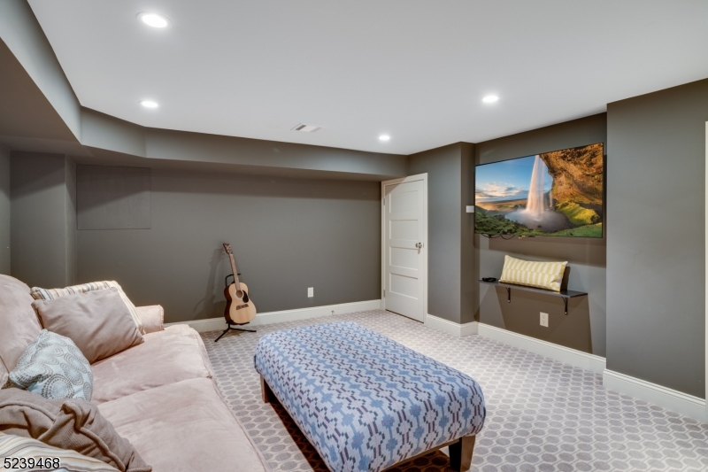 Roosevelt Estates - Residential