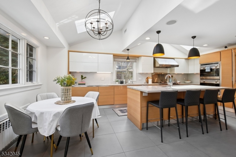 KNOLLWOOD - Residential