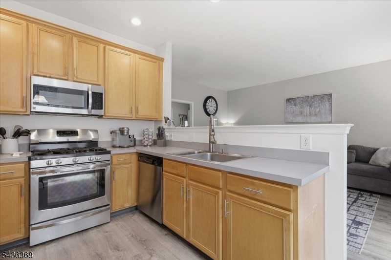 Greenwich Chage - Residential