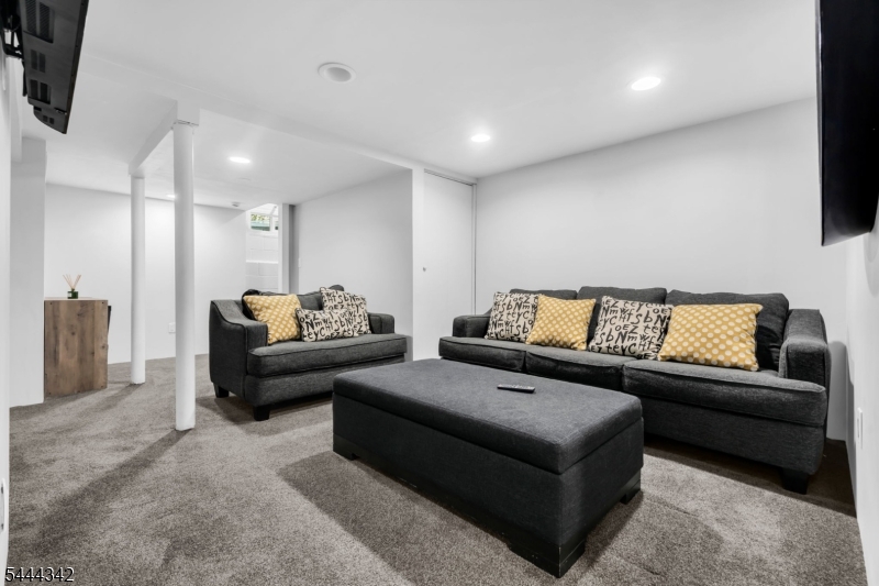 Winding Ridge - Residential