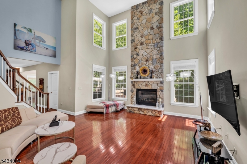 Morris Hunt - Residential