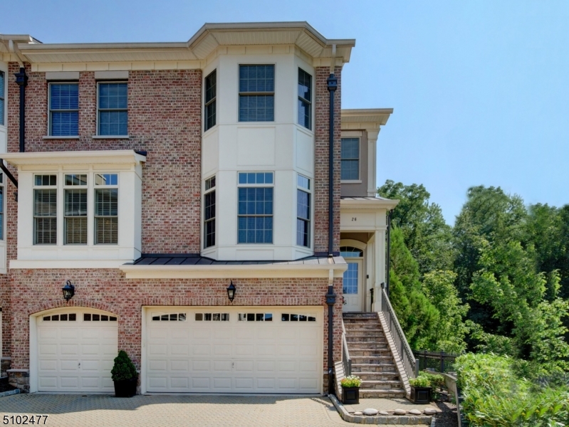 BROWNSTONES AT MORRIS TWP - Residential