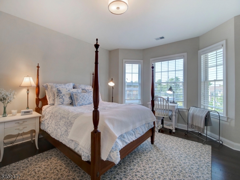 BROWNSTONES AT MORRIS TWP - Residential