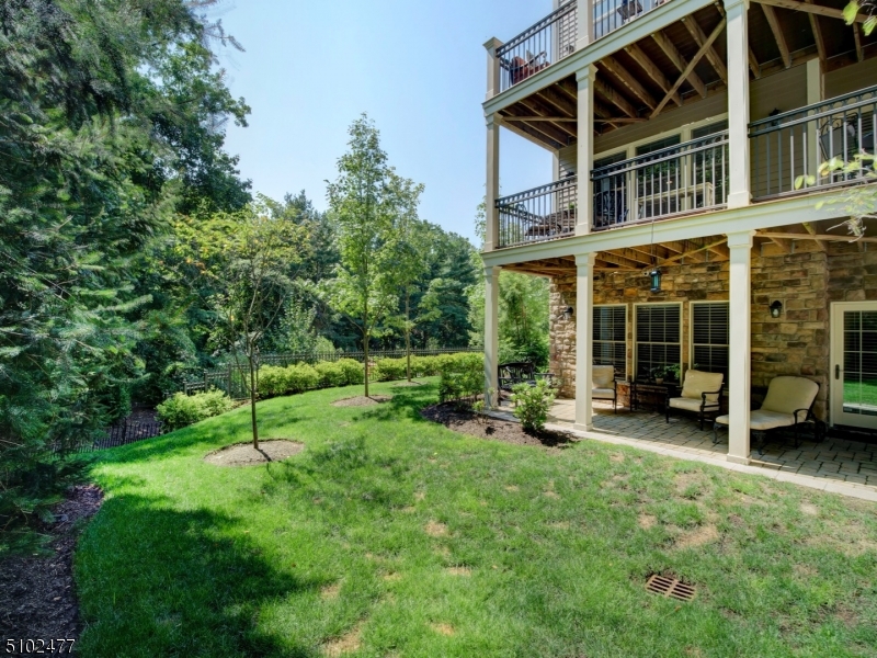 BROWNSTONES AT MORRIS TWP - Residential