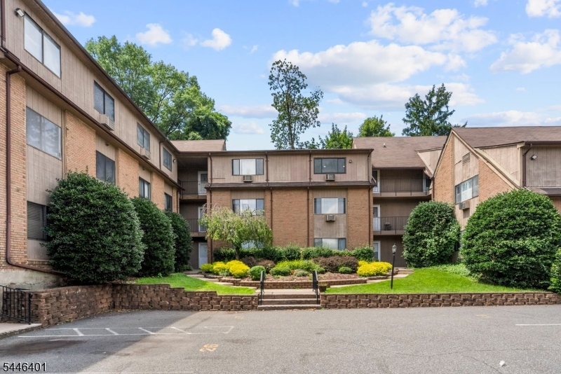 Beautifully maintained 2-bedroom, 1.5-bath condo in the desirable Passaic Park section of Passaic. This move-in-ready home features brand new laminate flooring throughout, fresh interior paint, updated kitchen and bathrooms, a spacious living and dining area, and a kitchen equipped with stainless steel appliances. Enjoy the convenience of one assigned parking space, with additional parking available in the lot and on the street. Seasonal NYC skyline views can be enjoyed during the winter months. Ideally located near Routes 3, 20, 21, 46, 80, and the Garden State Parkway, with easy access to public transportation, the train station, schools, houses of worship, shopping, parks, and hospitals. A fantastic opportunity for homeowners and commuters alike.