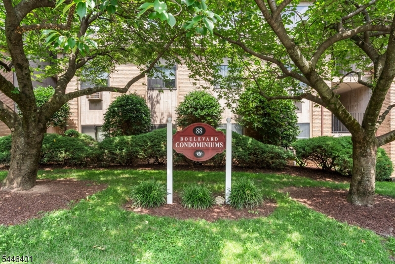 Boulevard Condominiums - Residential