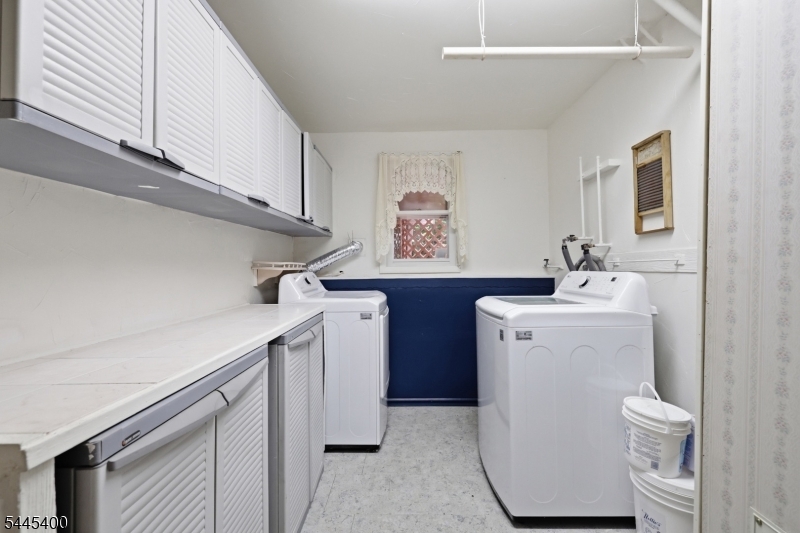 High Crest Estates - Residential