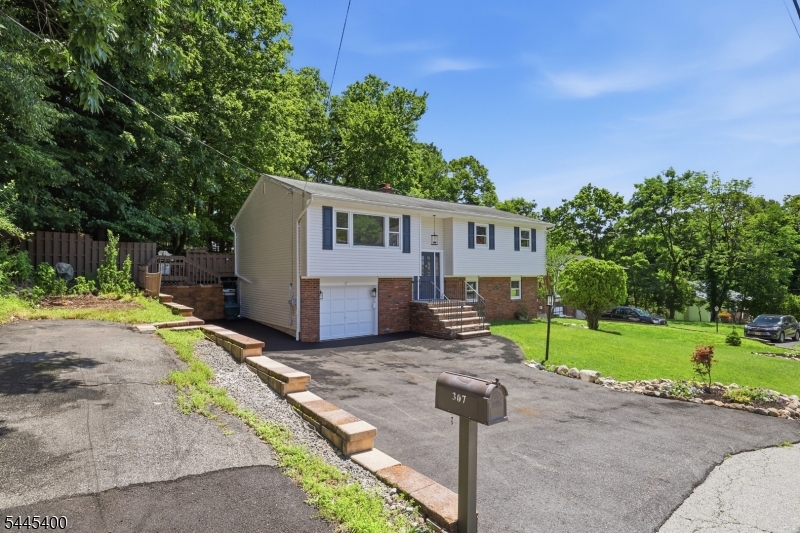 High Crest Estates - Residential
