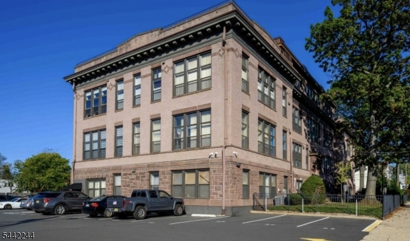 Rahway Towne and Country - Residential