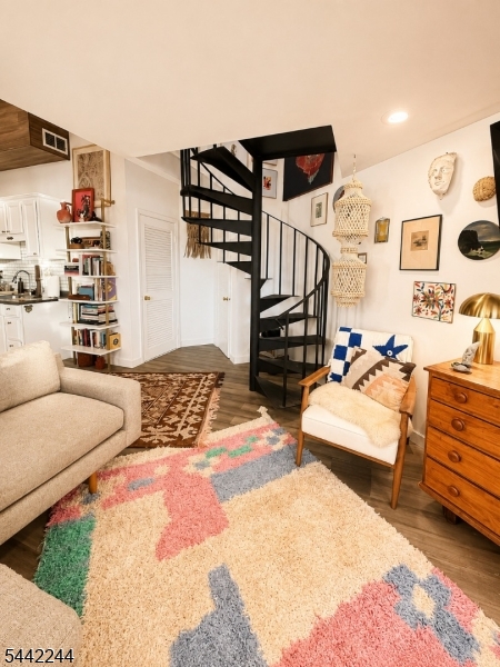 Rahway Towne and Country - Residential